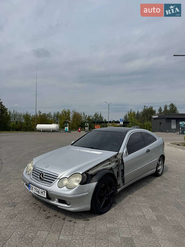 Купе Mercedes-Benz C-Class 2002 в Сокале