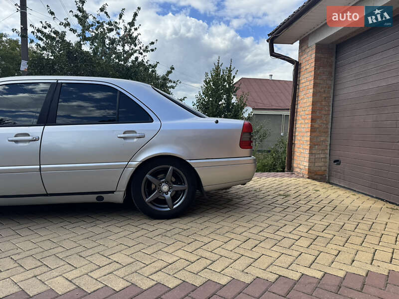 Седан Mercedes-Benz C-Class 1994 в Вороновице фото 15 Седан Mercedes-Benz C-Class 1994 в Вороновице