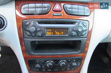 Универсал Mercedes-Benz C-Class 2003 в 
