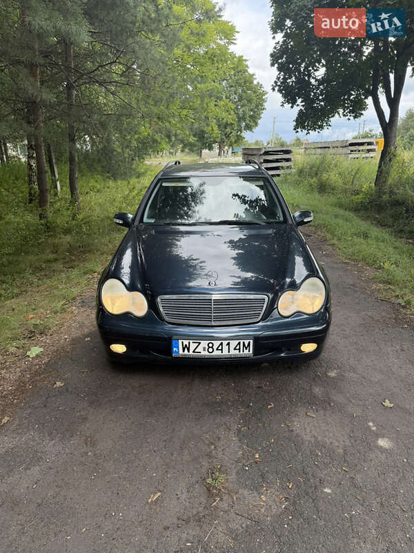 Универсал Mercedes-Benz C-Class 2003 в Костополе