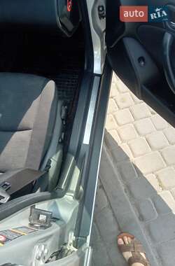 Универсал Mercedes-Benz C-Class 2004 в 