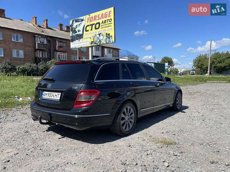 Универсал Mercedes-Benz C-Class 2009 в Бердичеве