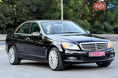 Седан Mercedes-Benz C-Class 2010 в 