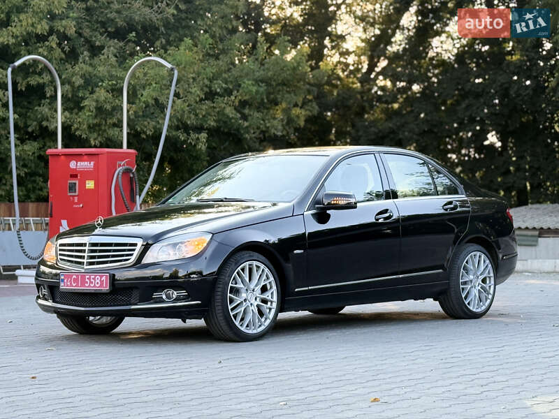 Седан Mercedes-Benz C-Class 2010 в Виннице