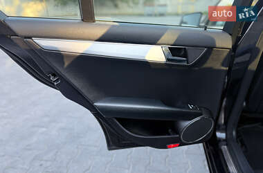 Седан Mercedes-Benz C-Class 2010 в 