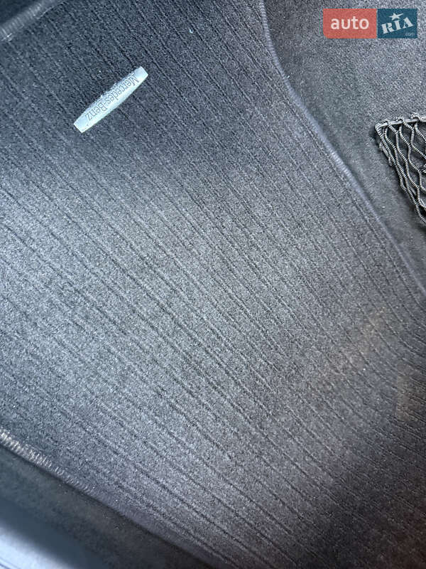 Седан Mercedes-Benz C-Class 2010 в Виннице