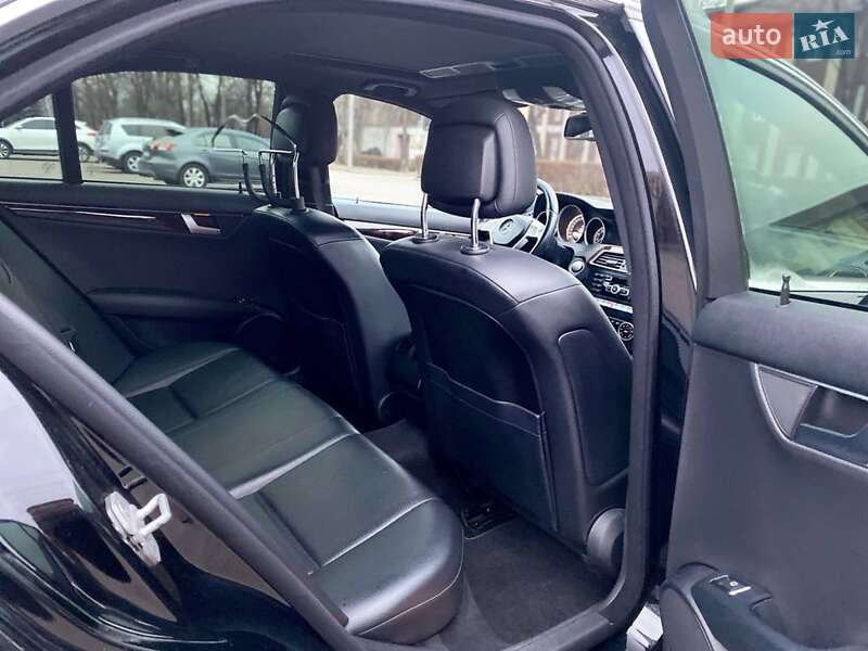 Седан Mercedes-Benz C-Class 2014 в Кам'янському