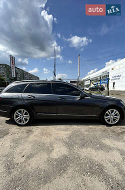 Универсал Mercedes-Benz C-Class 2012 в 