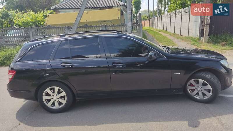 Універсал Mercedes-Benz C-Class 2010 в Вінниці