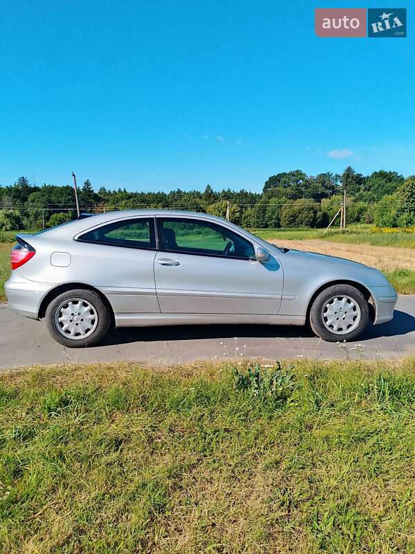 Купе Mercedes-Benz C-Class 2001 в Славуте