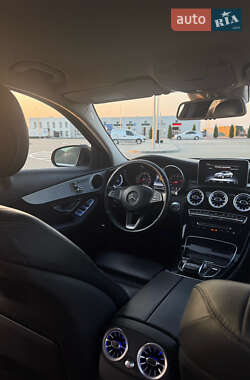 Седан Mercedes-Benz C-Class 2016 в 