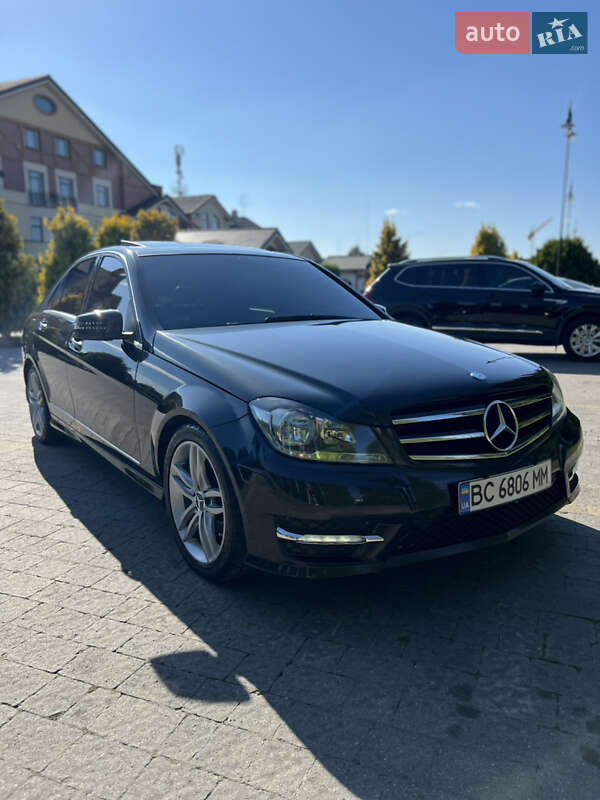 Седан Mercedes-Benz C-Class 2013 в 