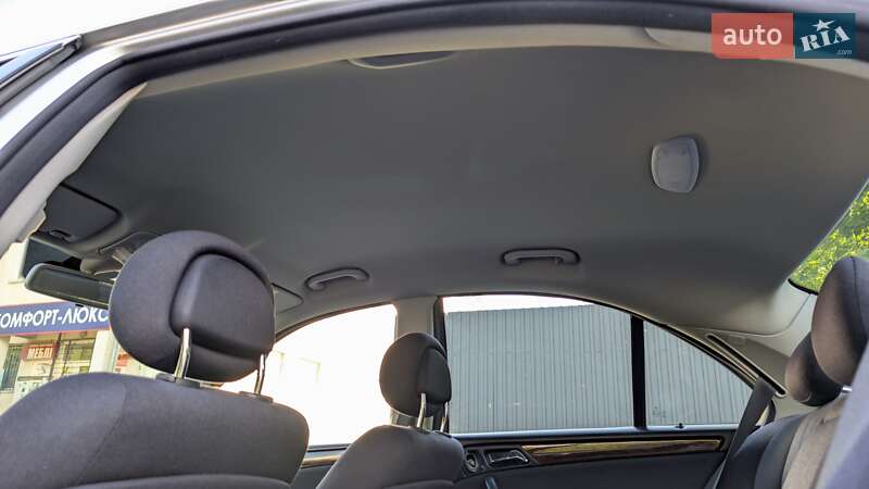 Седан Mercedes-Benz C-Class 2004 в Тернополе
