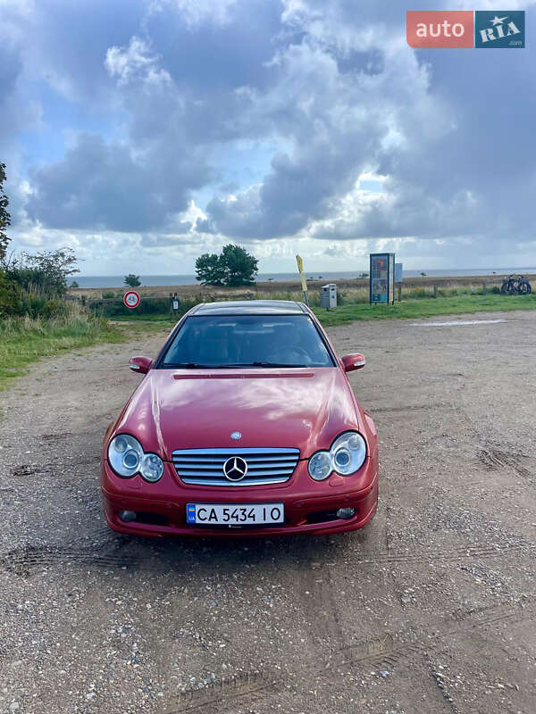 Купе Mercedes-Benz C-Class 2002 в Черкасах фото 9 Купе Mercedes-Benz C-Class 2002 в Черкасах