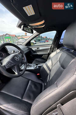 Седан Mercedes-Benz C-Class 2007 в 