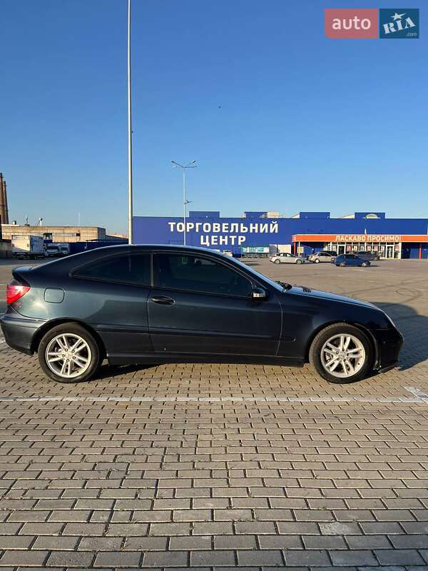Купе Mercedes-Benz C-Class 2003 в Тернополе