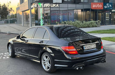 Седан Mercedes-Benz C-Class 2010 в Києві