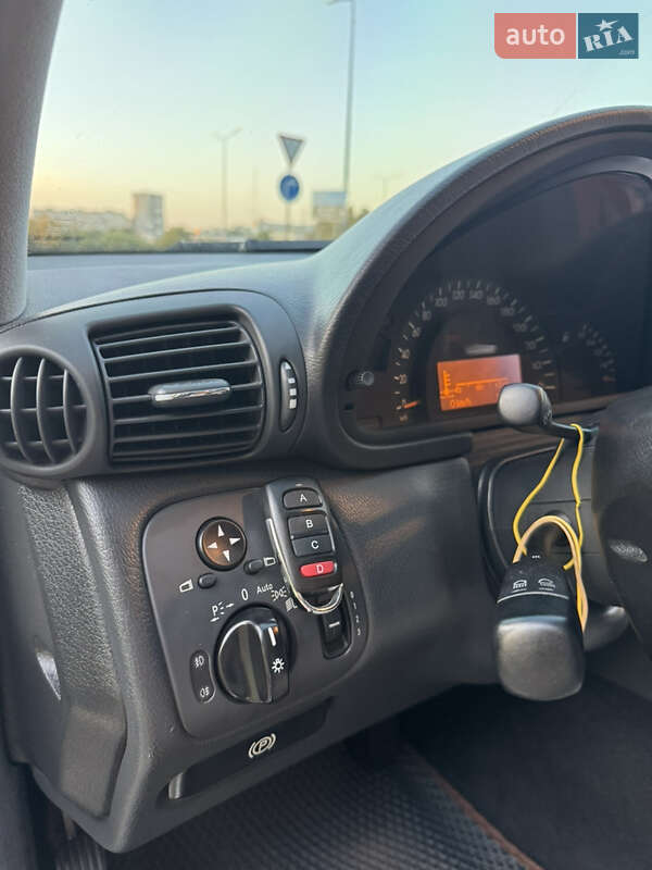 Седан Mercedes-Benz C-Class 2001 в Вінниці