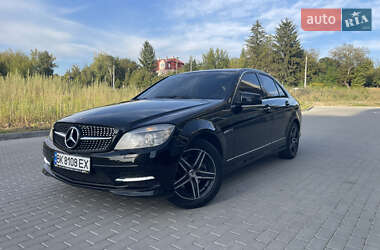Седан Mercedes-Benz C-Class 2010 в Ровно