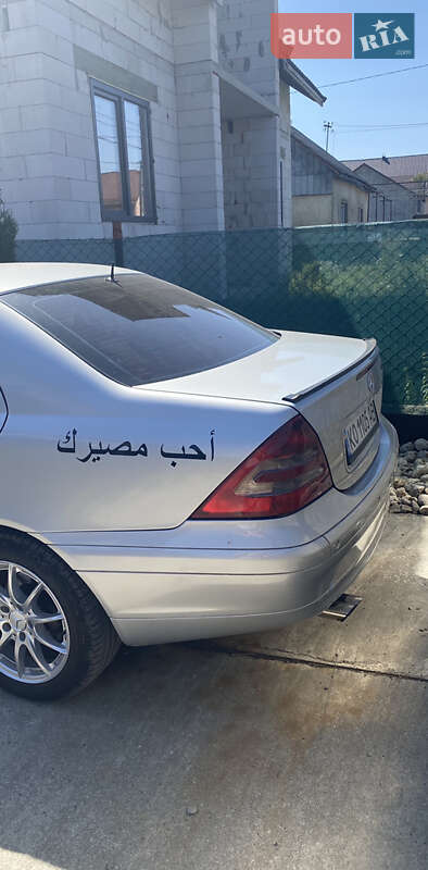 Седан Mercedes-Benz C-Class 2002 в Тячеве
