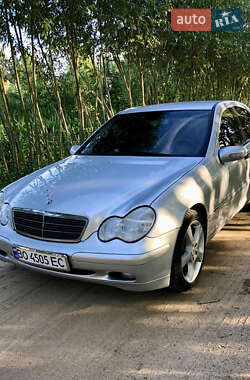 Седан Mercedes-Benz C-Class 2003 в 