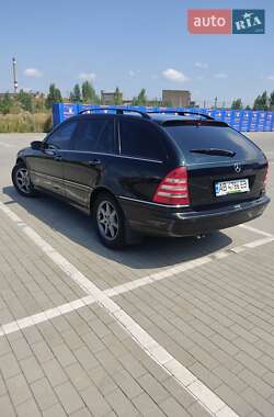 Универсал Mercedes-Benz C-Class 2004 в 