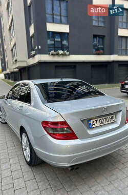 Седан Mercedes-Benz C-Class 2010 в 
