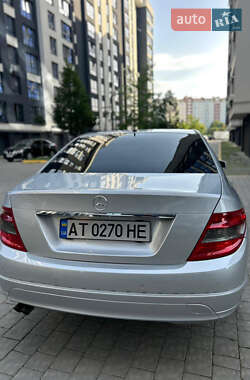 Седан Mercedes-Benz C-Class 2010 в 