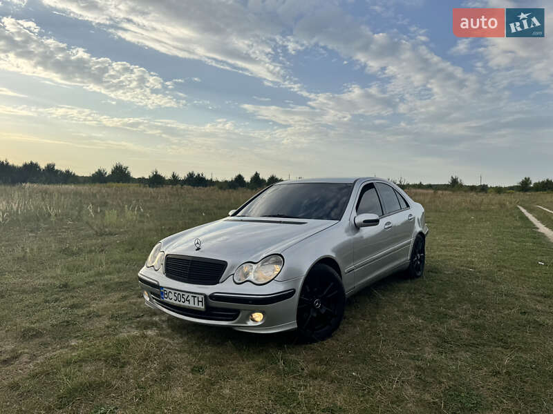 Седан Mercedes-Benz C-Class 2002 в Яворове фото 2 Седан Mercedes-Benz C-Class 2002 в Яворове