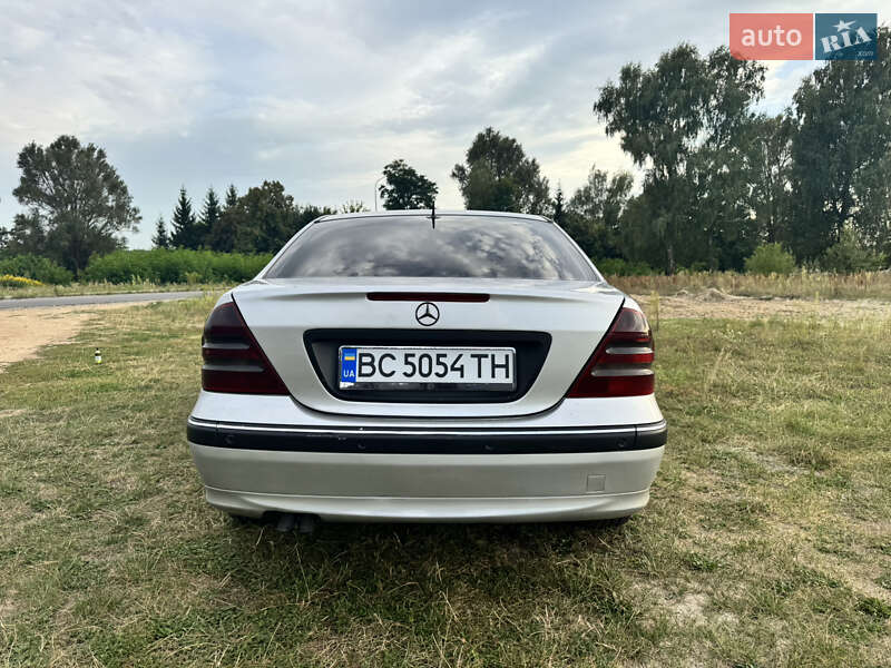 Седан Mercedes-Benz C-Class 2002 в Яворове фото 14 Седан Mercedes-Benz C-Class 2002 в Яворове