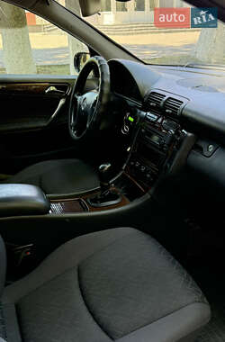 Универсал Mercedes-Benz C-Class 2002 в 