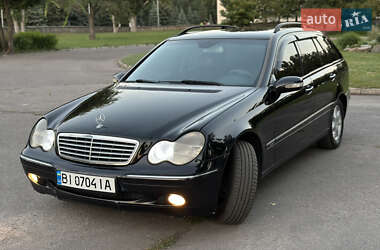 Універсал Mercedes-Benz C-Class 2004 в Горішніх Плавнях