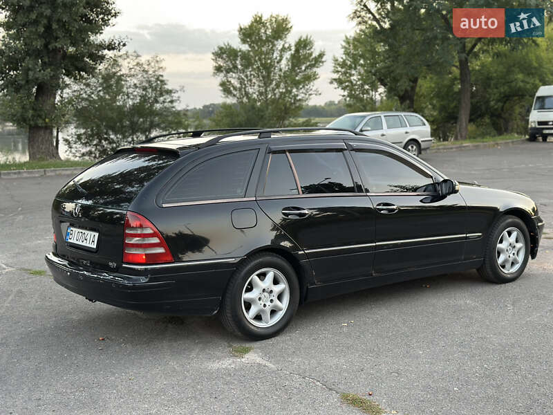 Універсал Mercedes-Benz C-Class 2004 в Горішніх Плавнях фото 5 Універсал Mercedes-Benz C-Class 2004 в Горішніх Плавнях