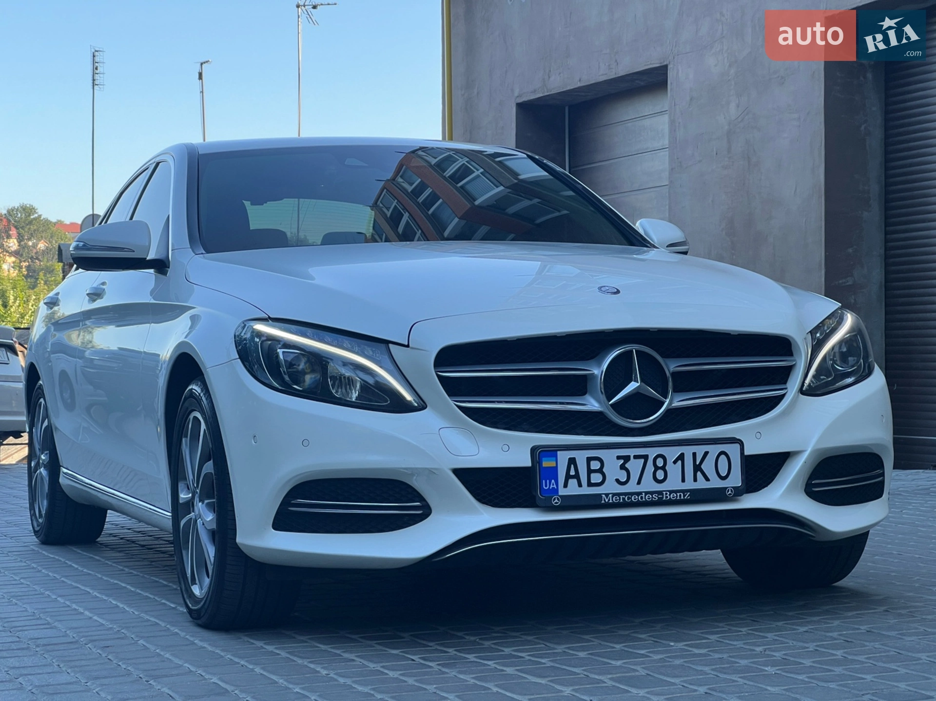 2015 Mercedes-Benz C-klasse - мініатюра 2