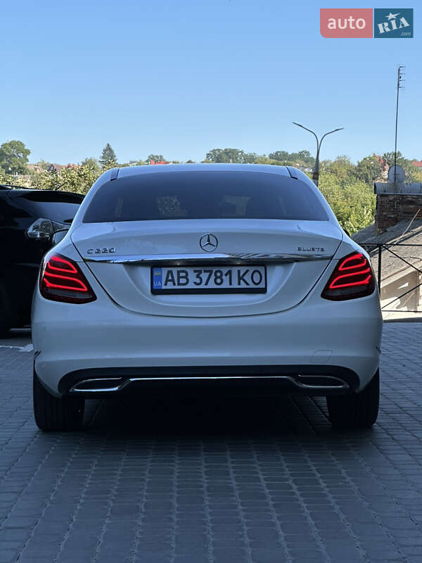 Седан Mercedes-Benz C-Class 2015 в Виннице