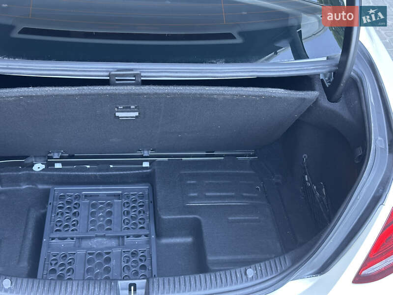 Седан Mercedes-Benz C-Class 2015 в Виннице