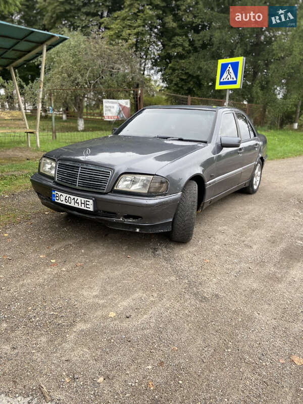 Седан Mercedes-Benz C-Class 1997 в Самборе
