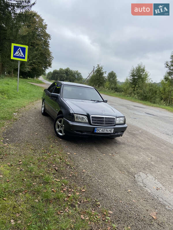 Седан Mercedes-Benz C-Class 1997 в Самборе