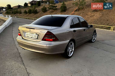 Седан Mercedes-Benz C-Class 2002 в 