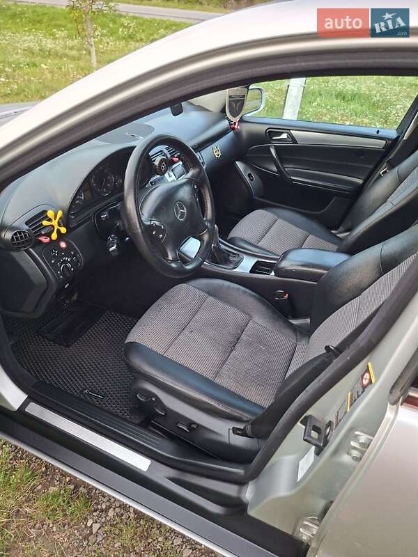 Универсал Mercedes-Benz C-Class 2005 в Ярмолинцах фото 9 Универсал Mercedes-Benz C-Class 2005 в Ярмолинцах