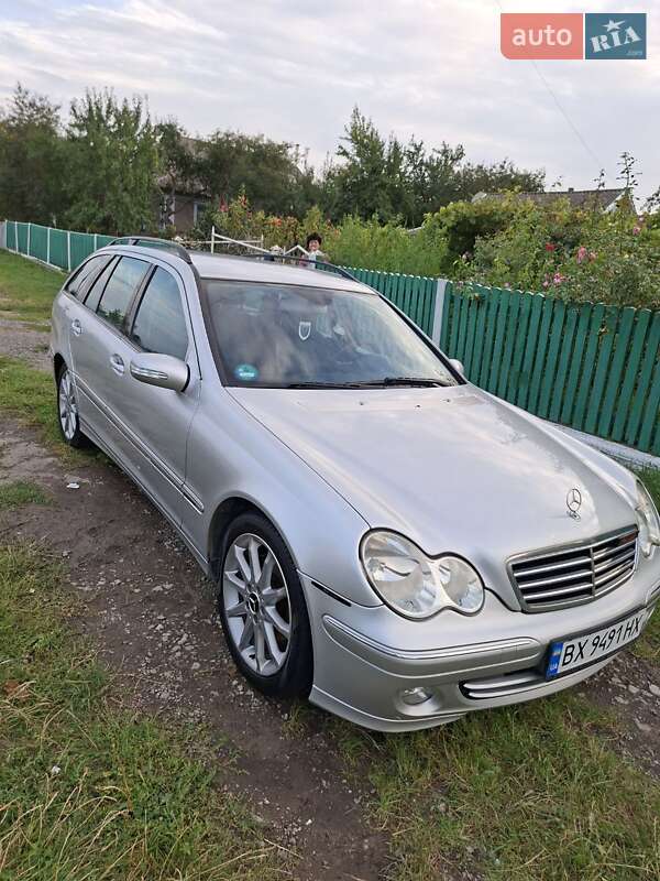 Универсал Mercedes-Benz C-Class 2005 в Ярмолинцах фото 6 Универсал Mercedes-Benz C-Class 2005 в Ярмолинцах