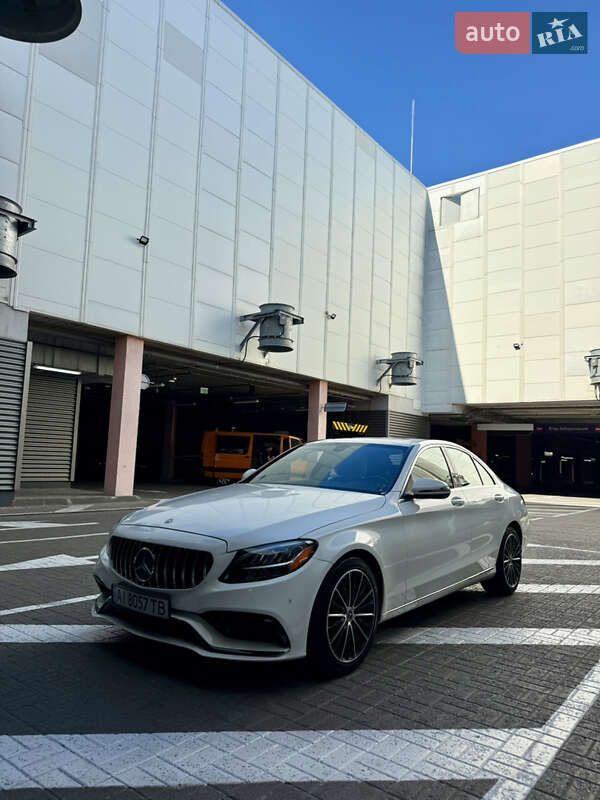 Седан Mercedes-Benz C-Class 2021 в Киеве