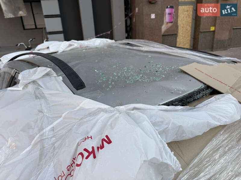 Седан Mercedes-Benz C-Class 2003 в Киеве фото 12 Седан Mercedes-Benz C-Class 2003 в Киеве