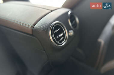Купе Mercedes-Benz C-Class 2017 в 