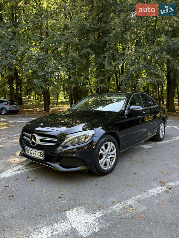 Седан Mercedes-Benz C-Class 2017 в 