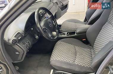 Седан Mercedes-Benz C-Class 2000 в 