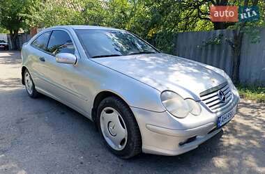 Купе Mercedes-Benz C-Class 2003 в 