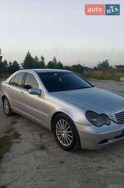 Седан Mercedes-Benz C-Class 2001 в Рівному