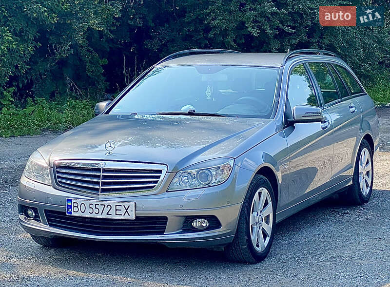 Mercedes-Benz C-Class 2011