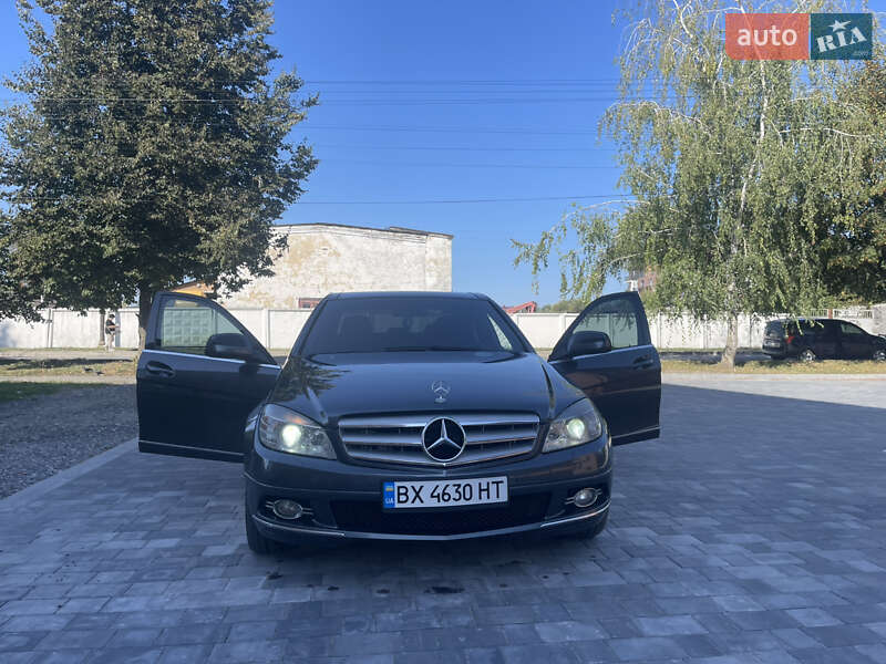 Седан Mercedes-Benz C-Class 2007 в Старокостянтинові